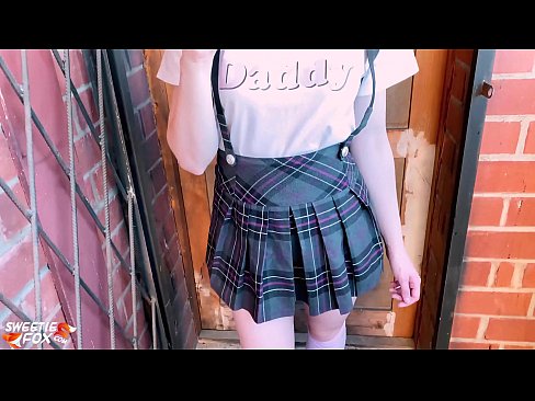 ❤️ Studentessa succhia il suo cazzo profondamente e scopa invece delle lezioni ❤❌ Pornoal it.eviewporn-com.ru