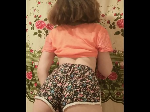 ❤️ Giovane pupa sexy fa uno striptease riprendendo i suoi pantaloncini alla telecamera ❤❌ Pornoal it.eviewporn-com.ru